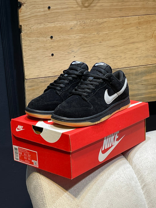 Nike dunk low sb Black