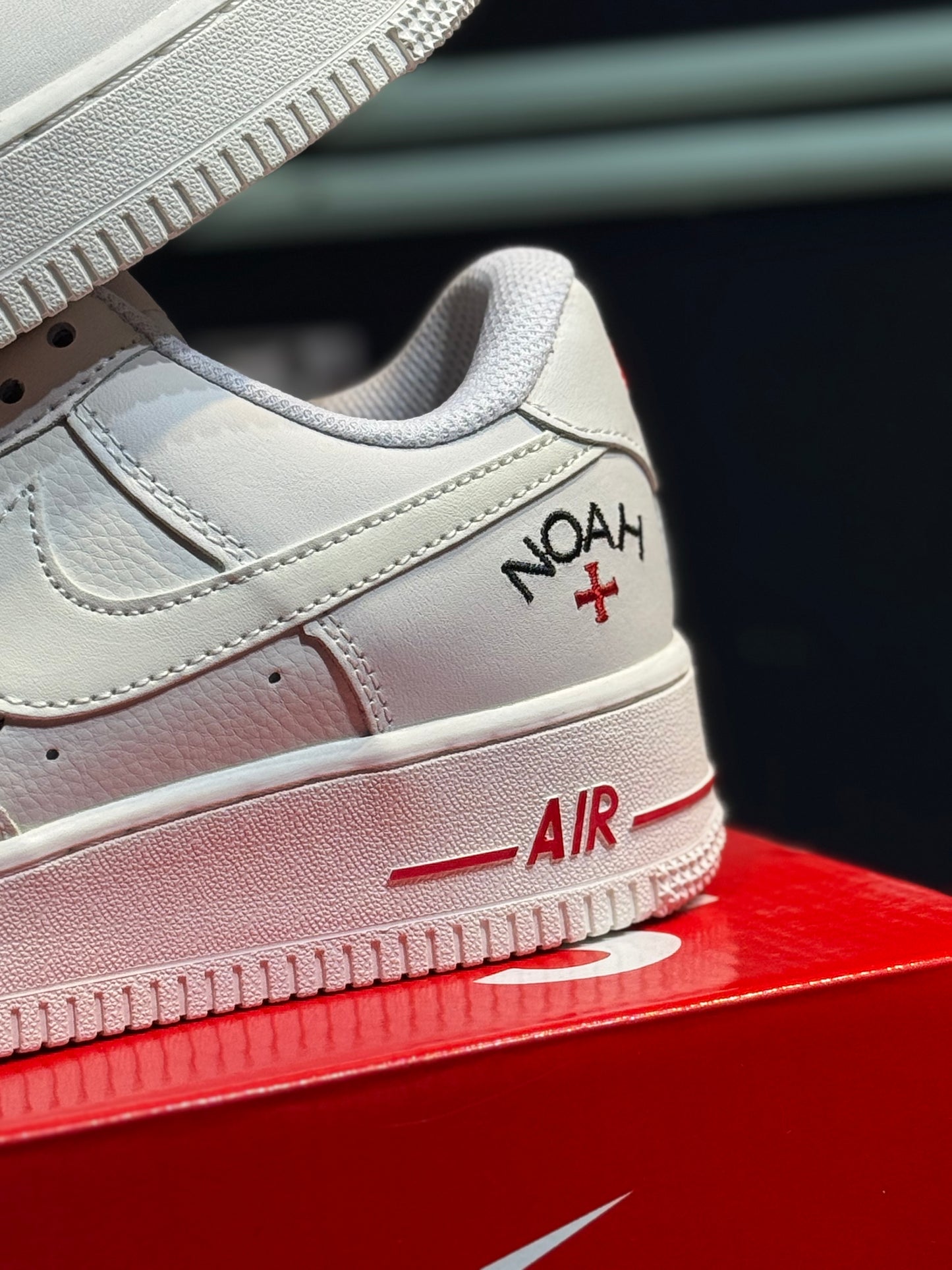 Nike Force one x noah