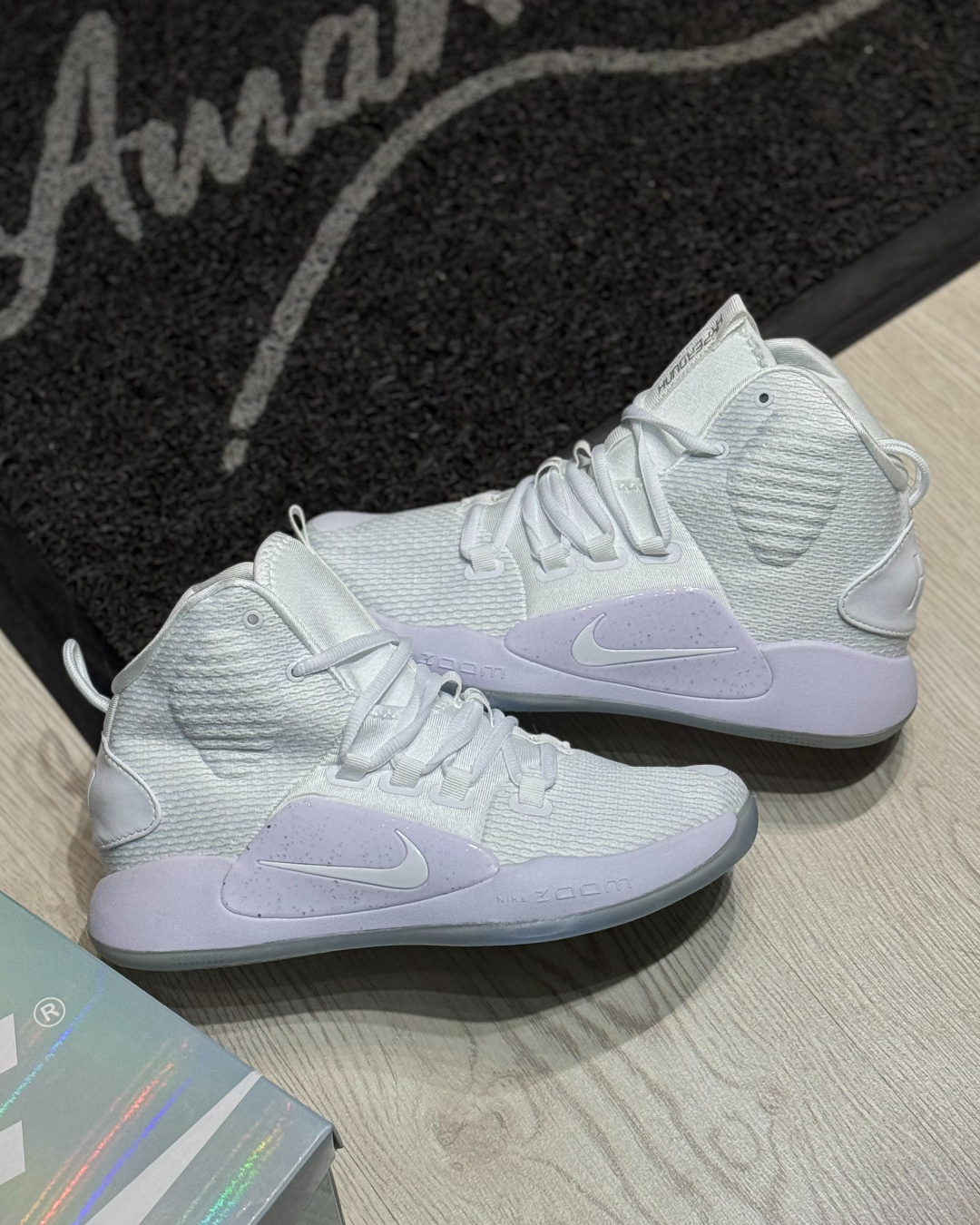 Nike Hyperdunk