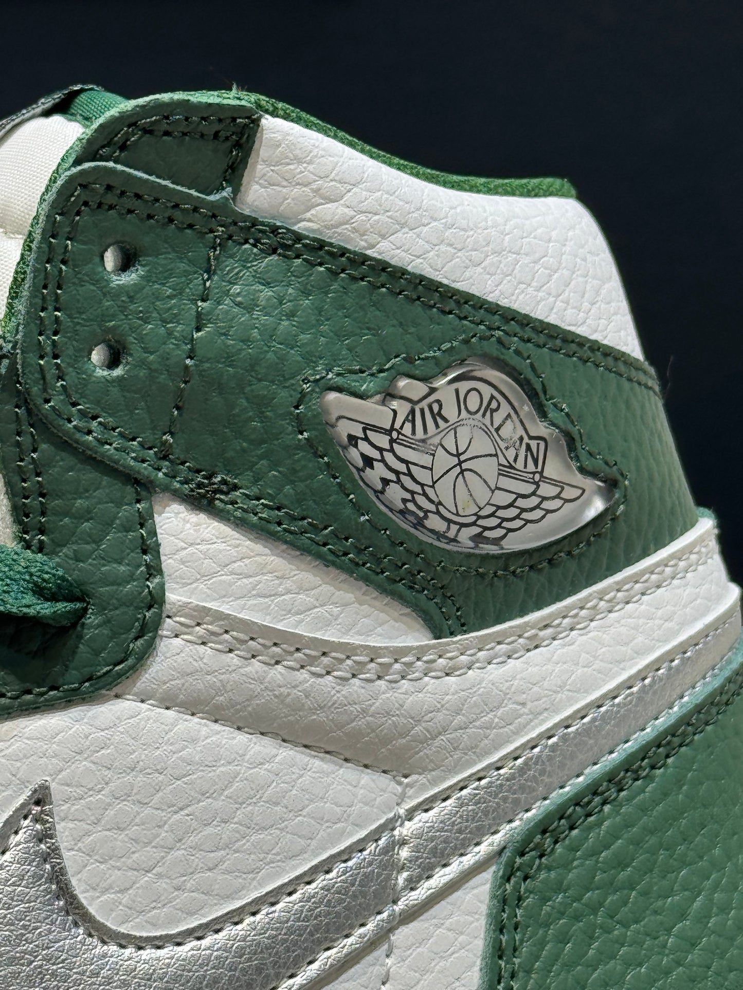 Jordan retro 1 gorge green