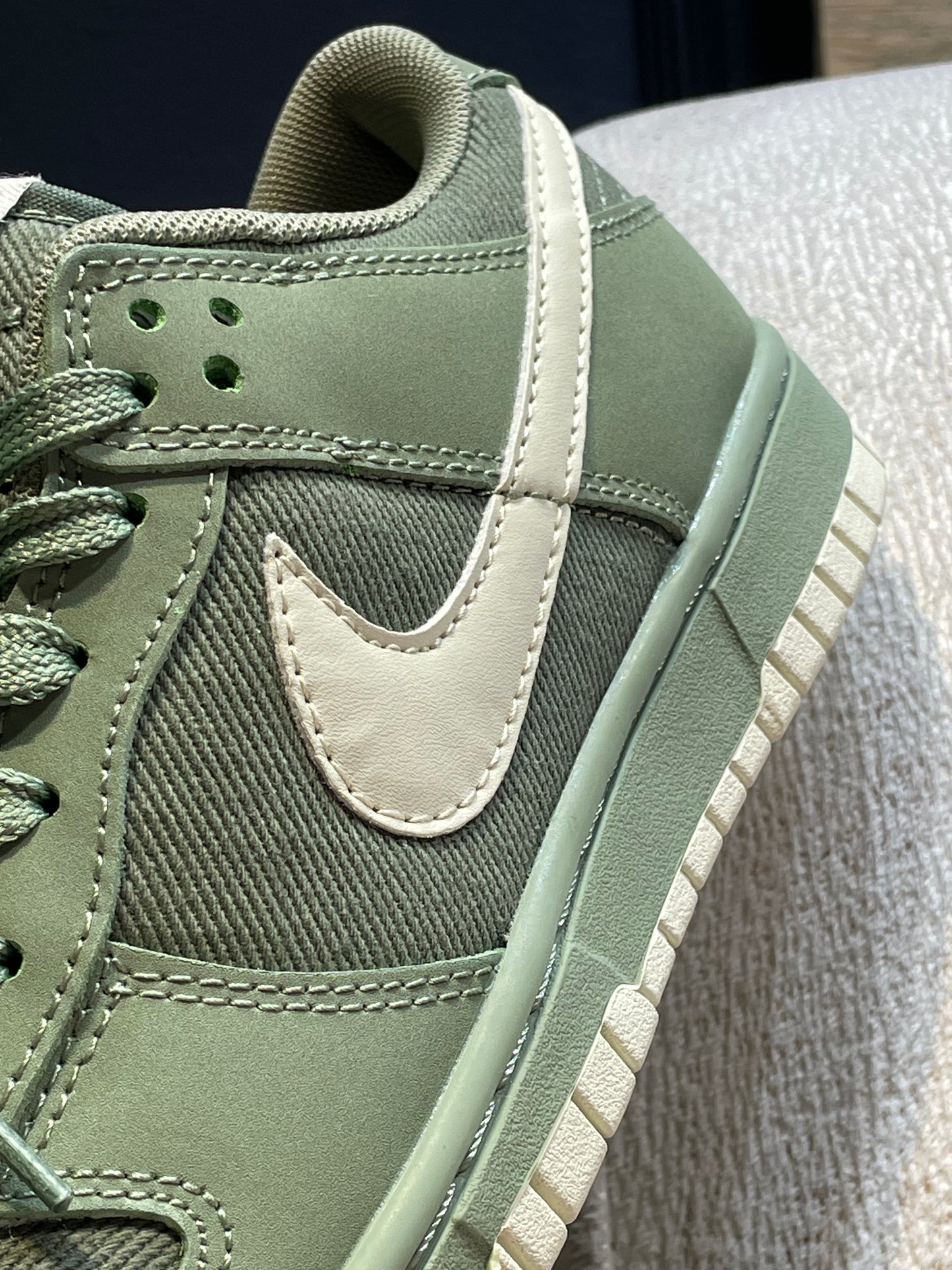 Nike dunk Olive green