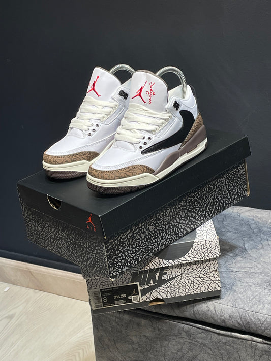 Jordan retro 3 x travis scott