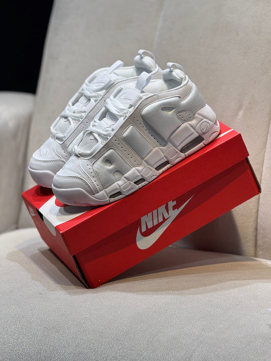 Nike uptempo low