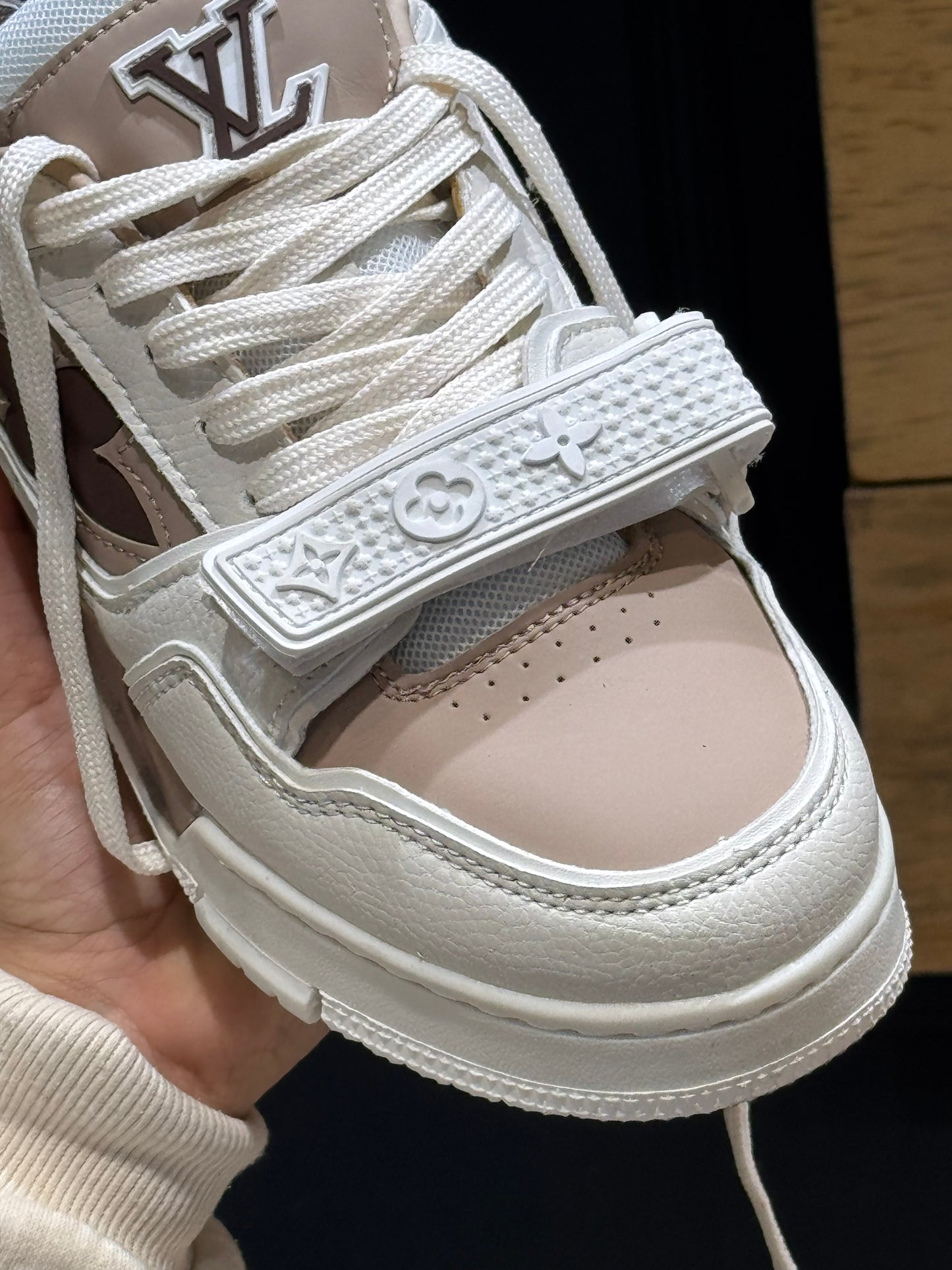 Louis vuitton trainer monograma