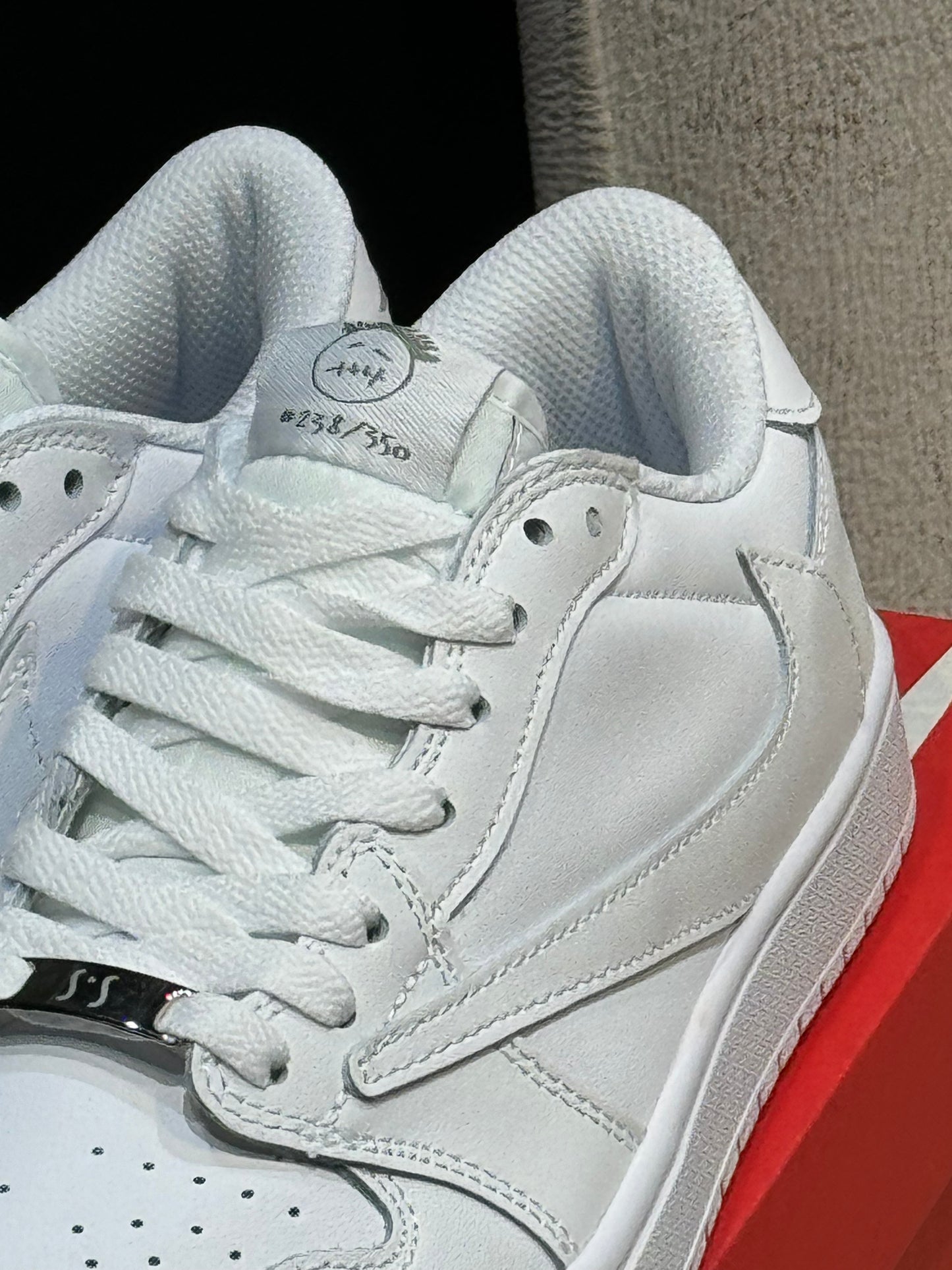Nike Air Jordan 1 low x travis scott