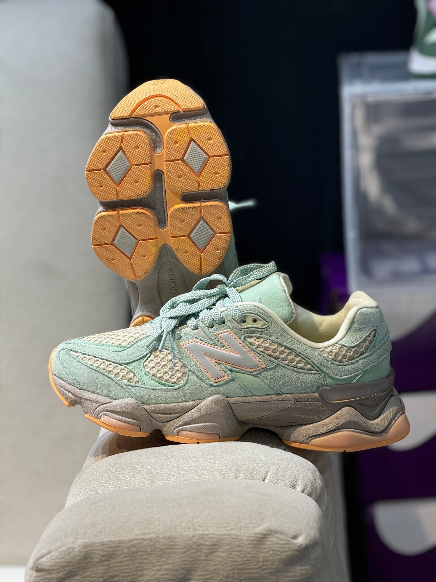 New balance 9060