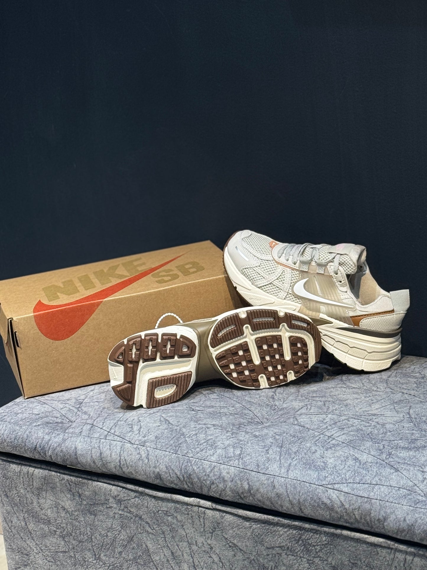 Nike V2K