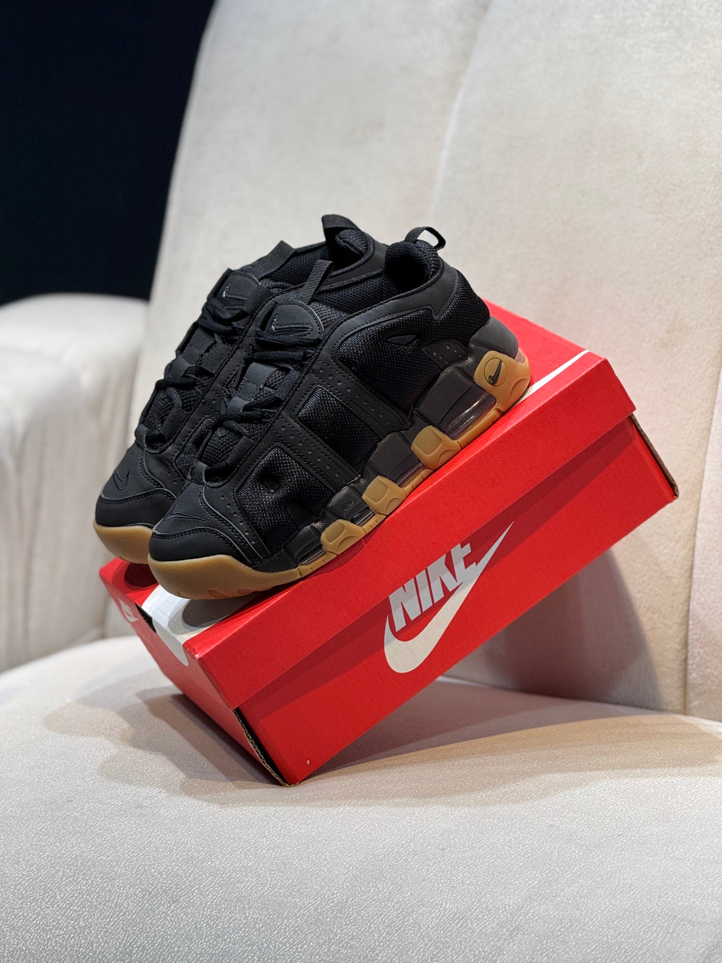 Nike uptempo low