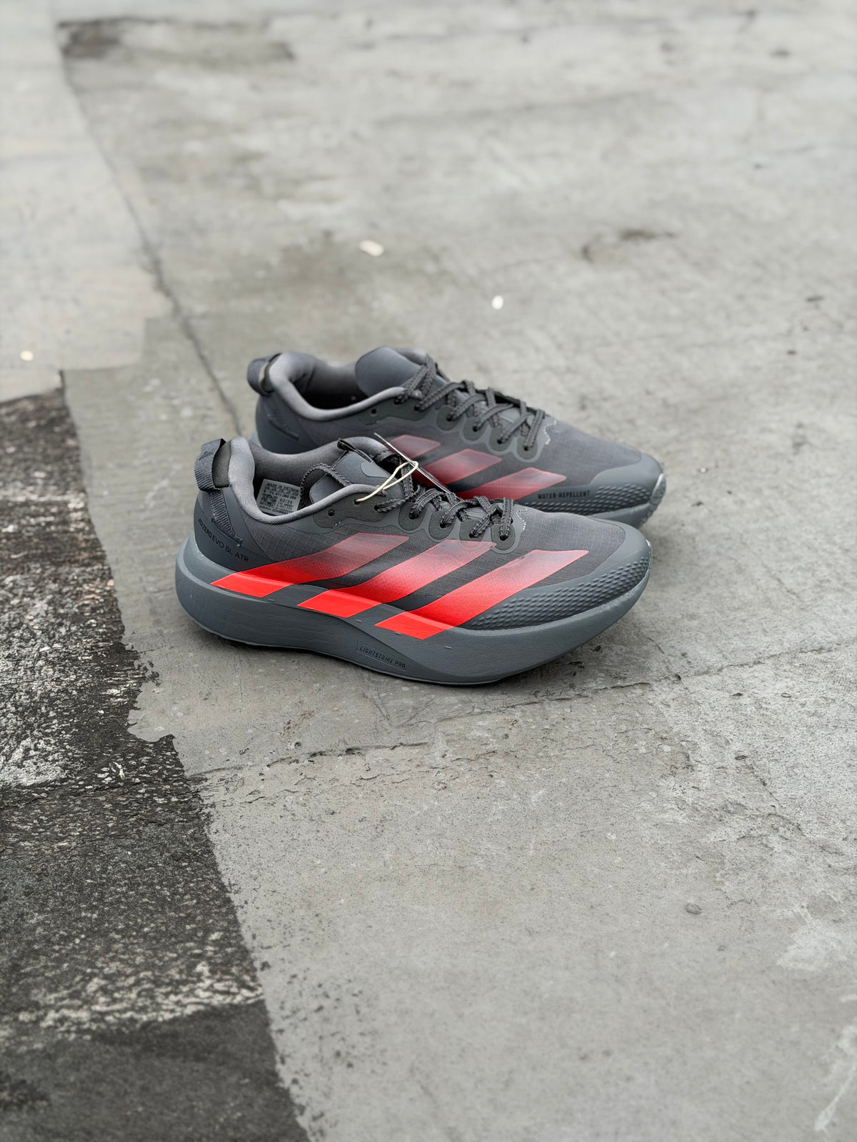 ADIDAS SL GRIS