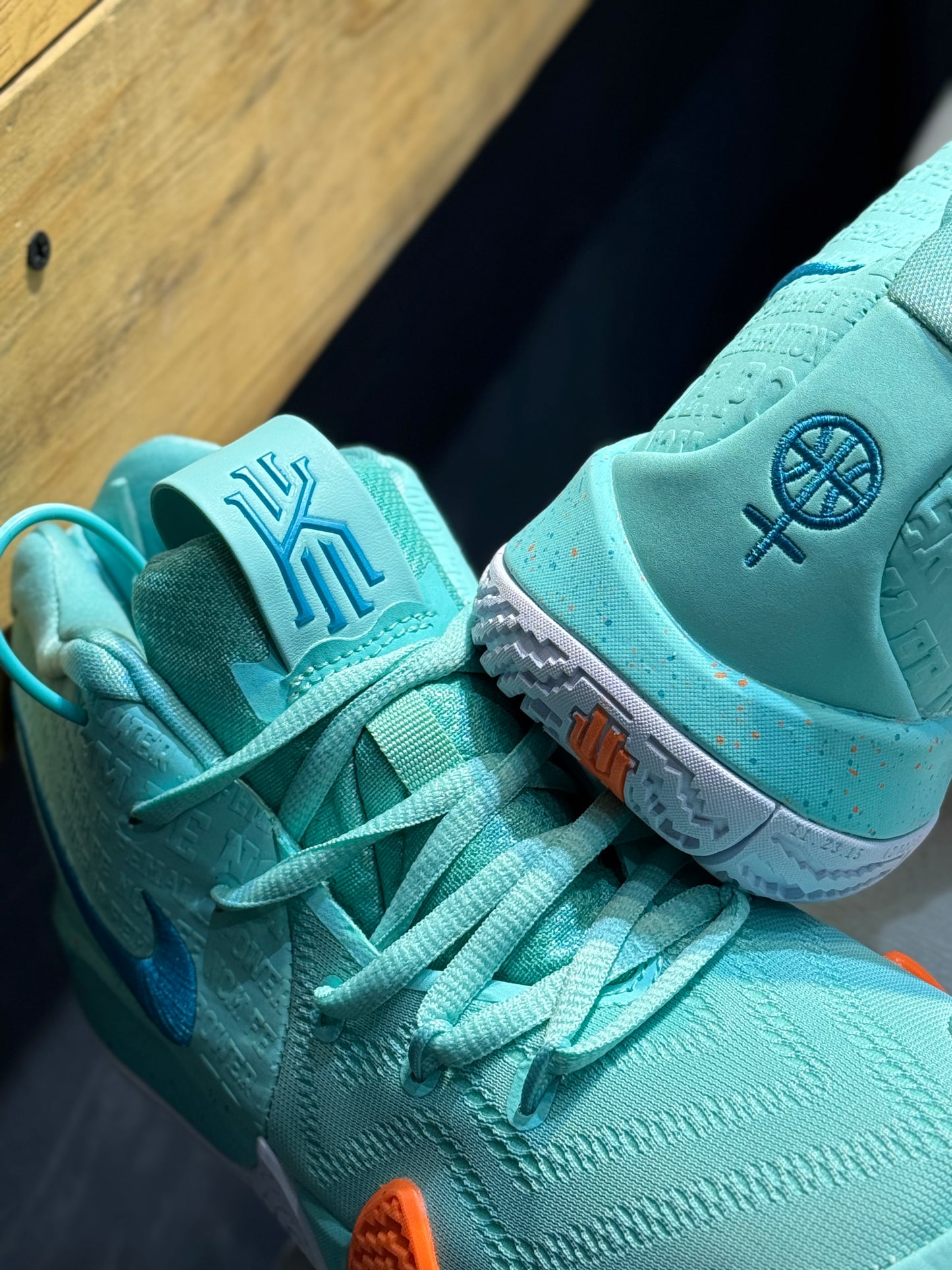 Nike kyrie 4 power