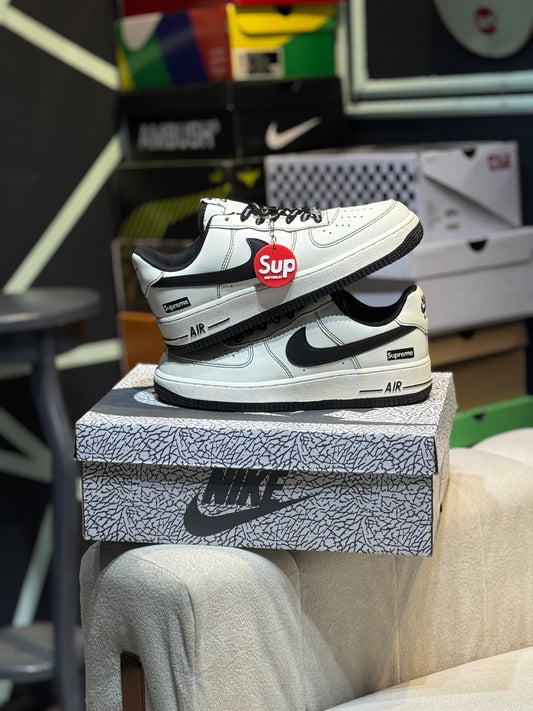 Nike Force one x supreme