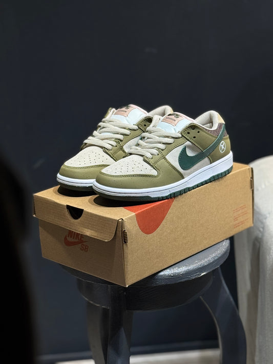 Nike dunk sb yuto
