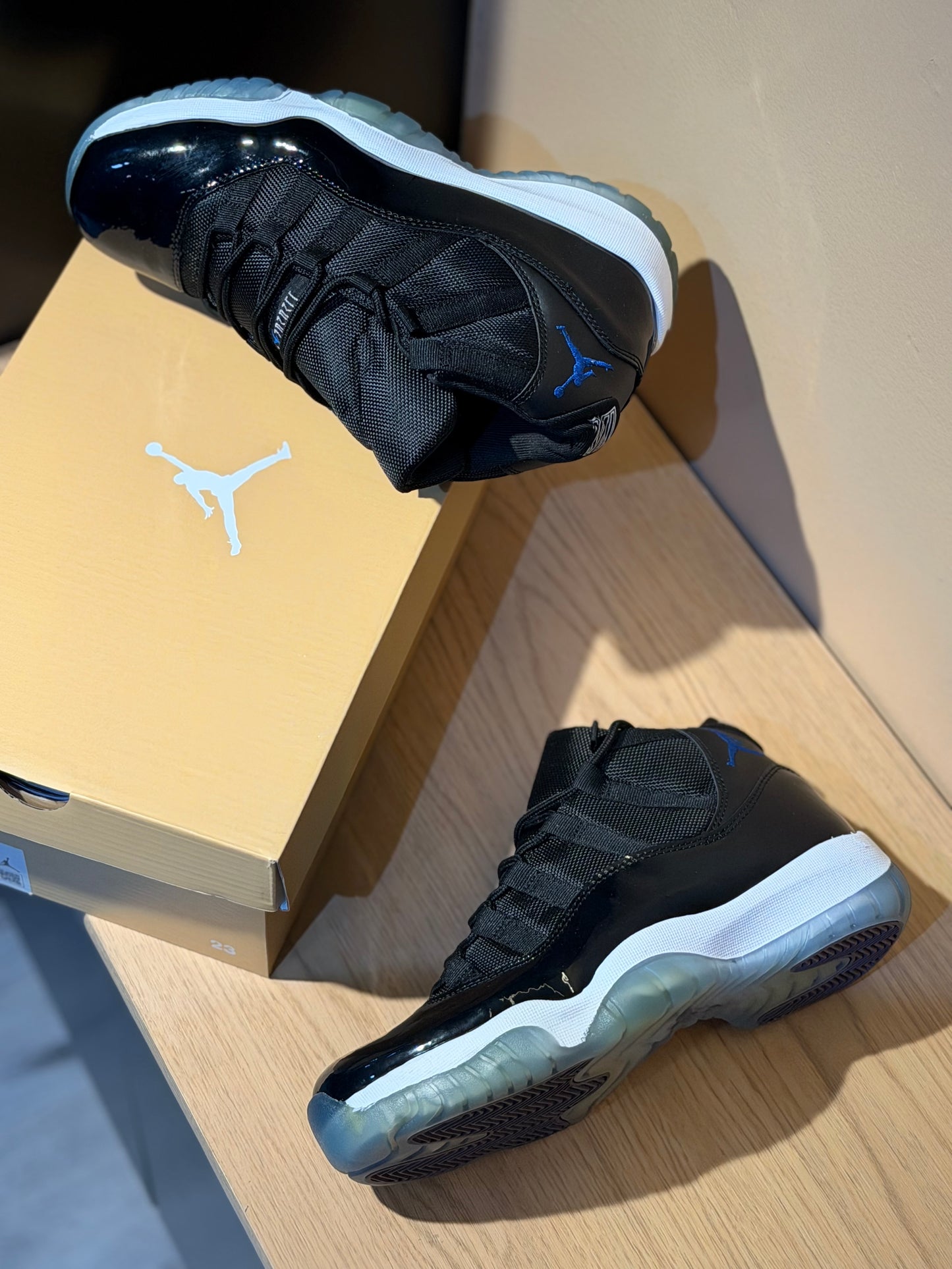 Jordan retro 11