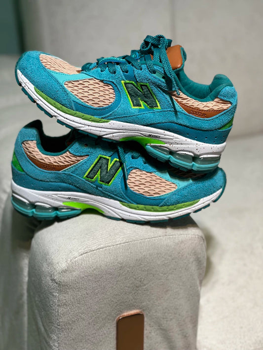 New Balance 2002R