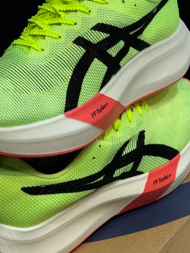 ASICS FF Turbo