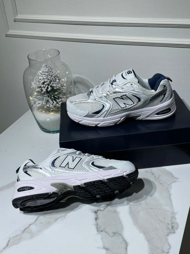 New Balance 530