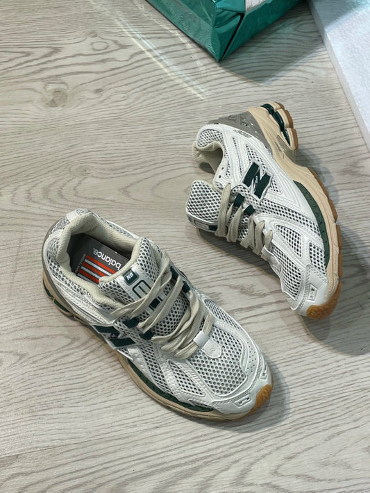 New Balance 1906