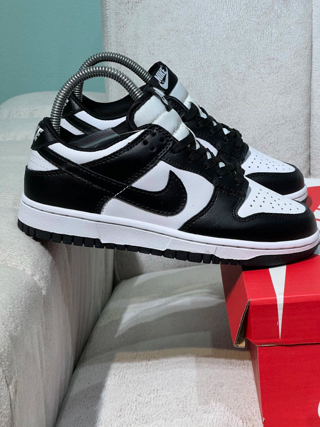 Nike Dunk Panda