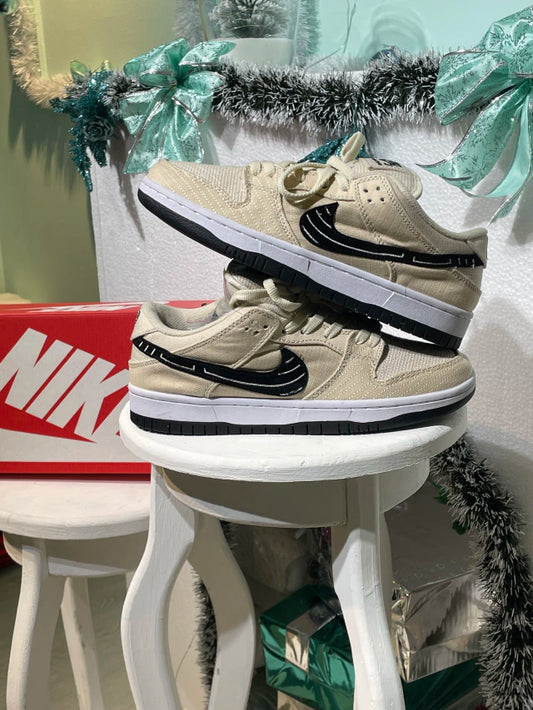 Nike Dunk Low Albino