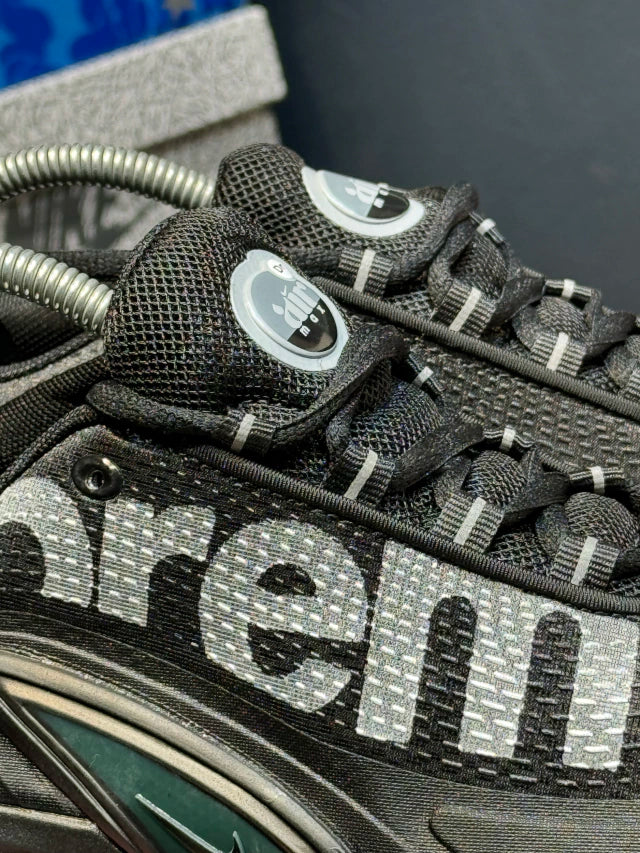 Nike DN x Supreme