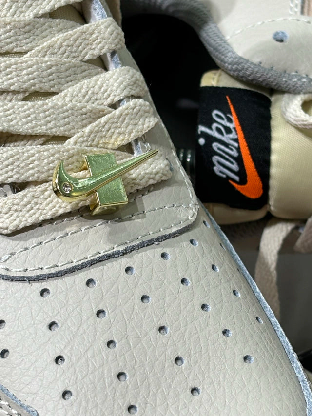 Nike Air Force one Anniversary