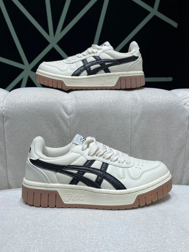 ASICS Court