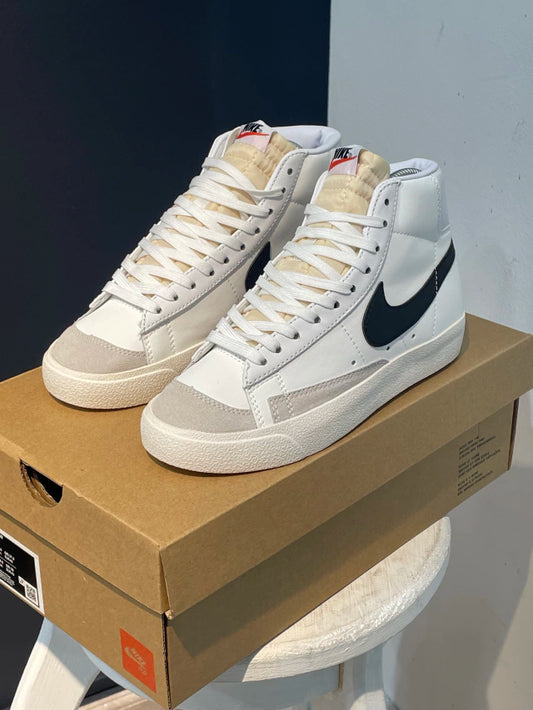 Nike Blazer Bota