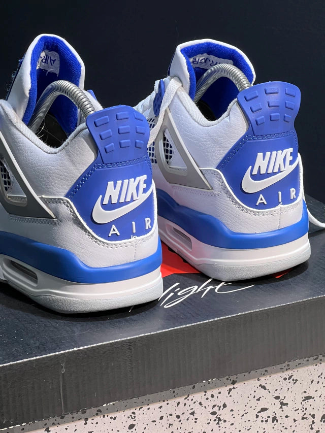 Jordan Retro 4
