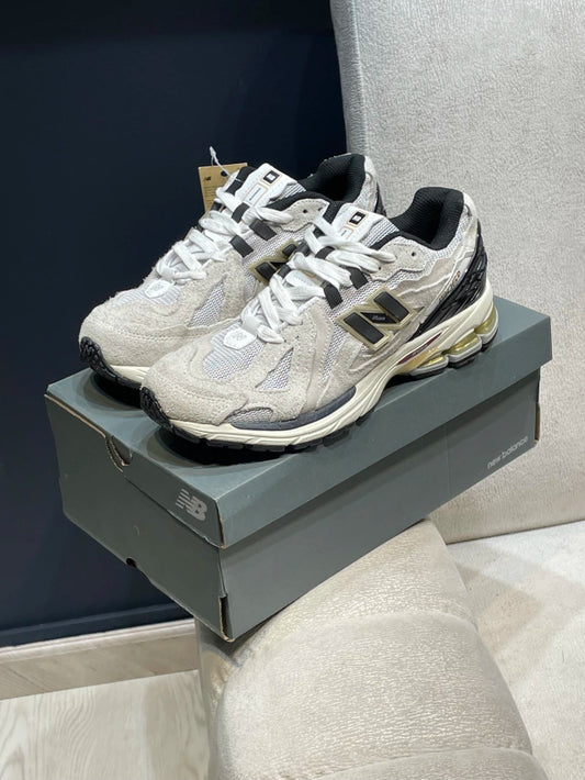 New Balance 1906