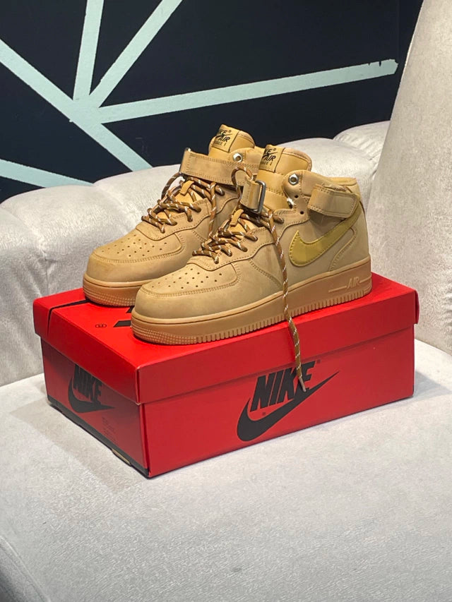 Nike Air Force 1 Mid