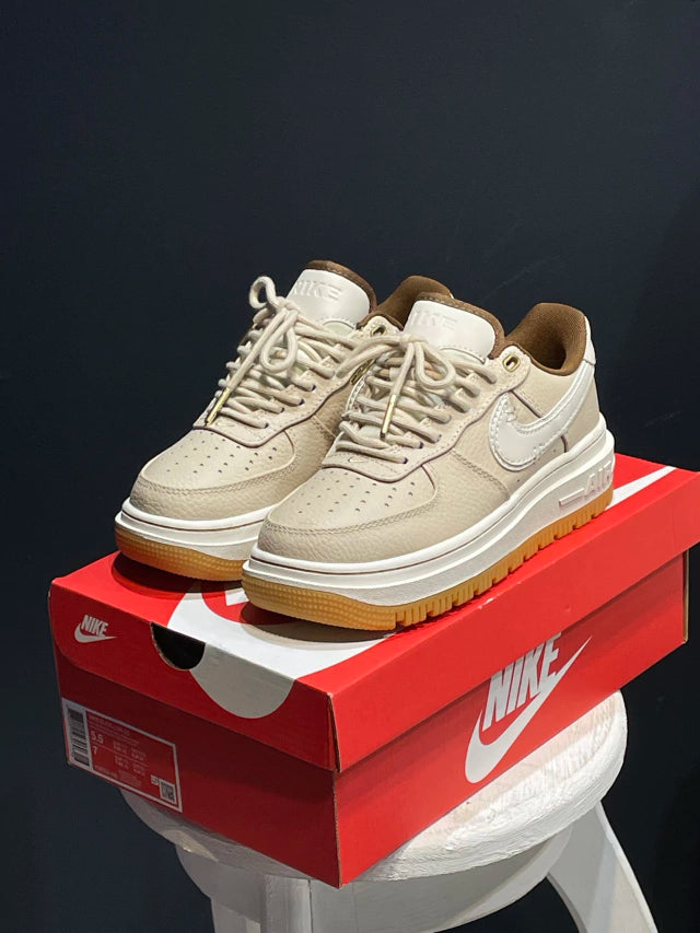 Nike Air Force 1 Luxe Pecan