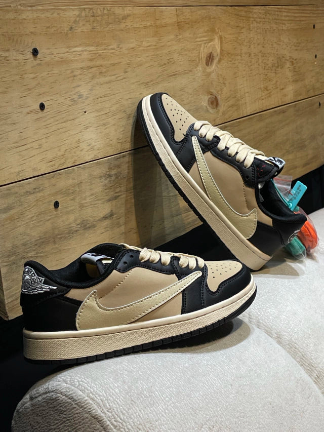 Jordan Low Travis Scott Pale Vanilla