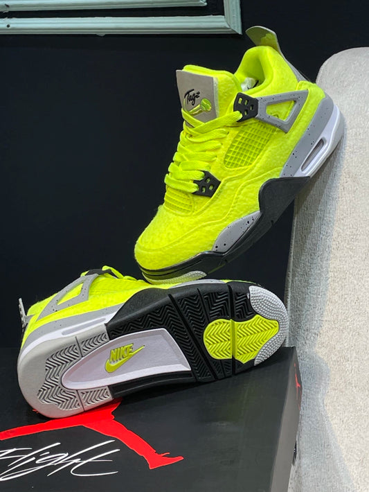 Jordan Retro 4