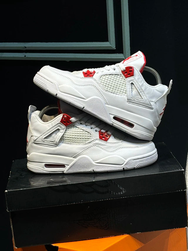 Jordan Retro 4 Red