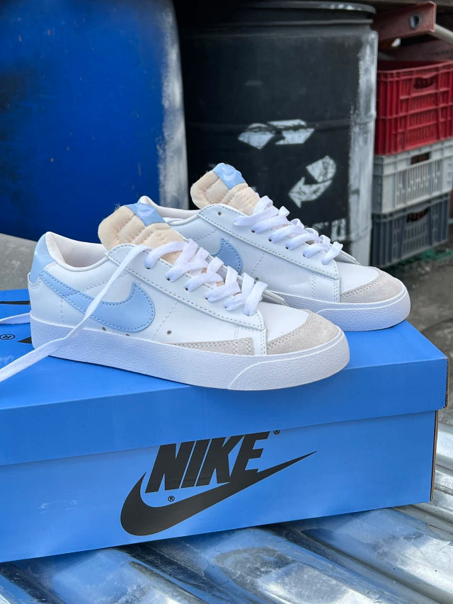 Nike Blazer