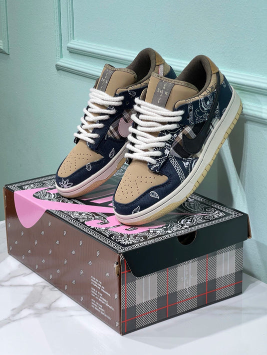 Nike Dunk Travis Scott