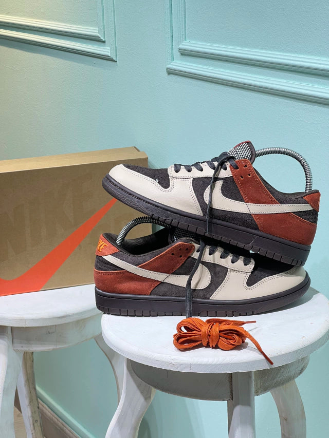Nike Dunk Red Panda
