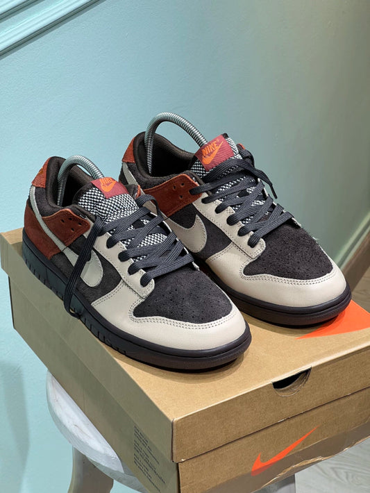 Nike Dunk Red Panda