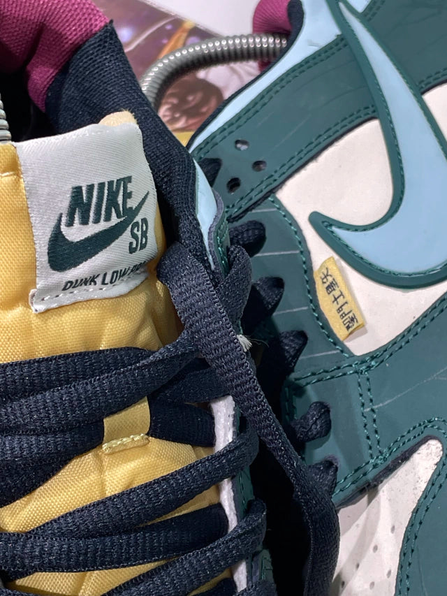 Nike Caballeros del Zodiaco