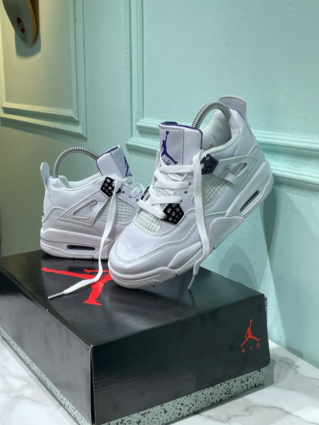 Jordan Retro 4