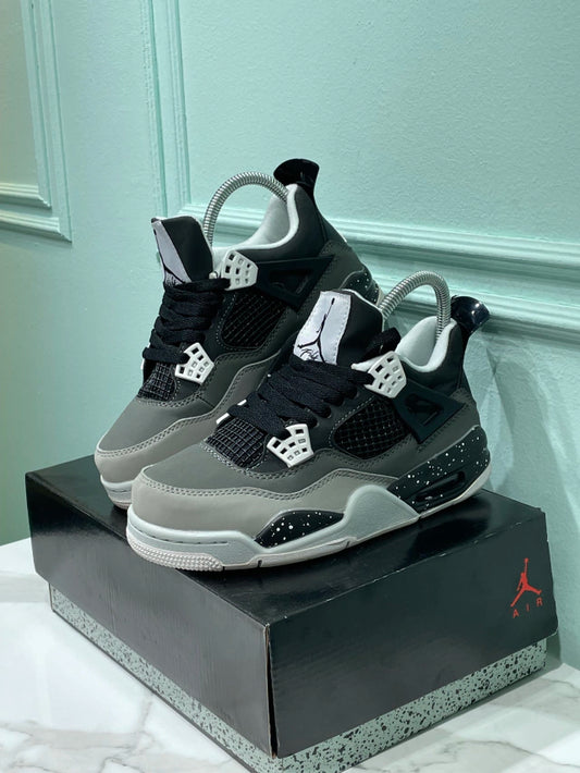 Jordan Retro 4