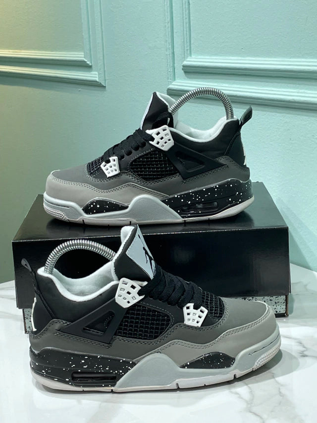 Jordan Retro 4