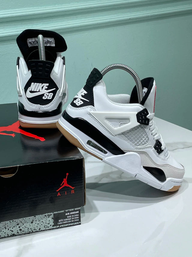 Jordan Retro 4
