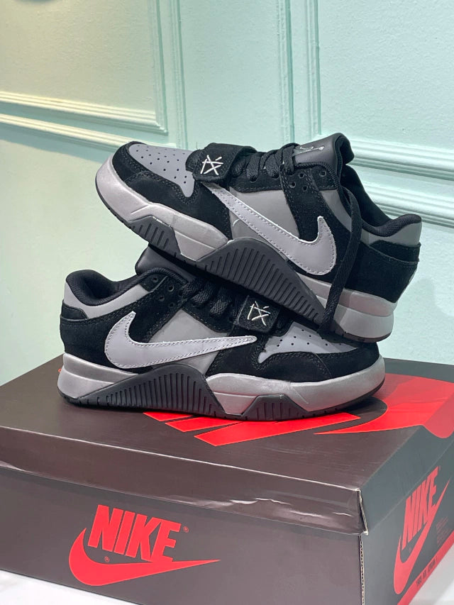 Nike Travis Scott
