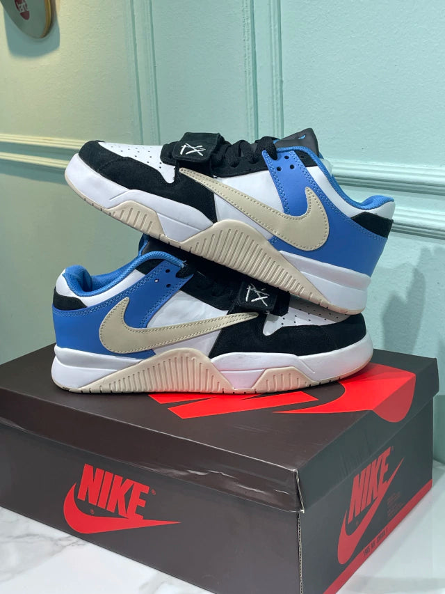 Nike Travis Scott