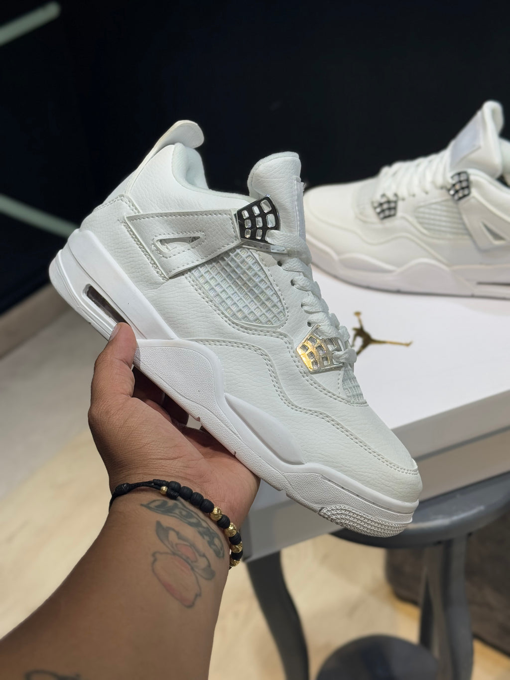 Jordan retro 4