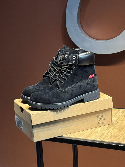 Timberland x supreme