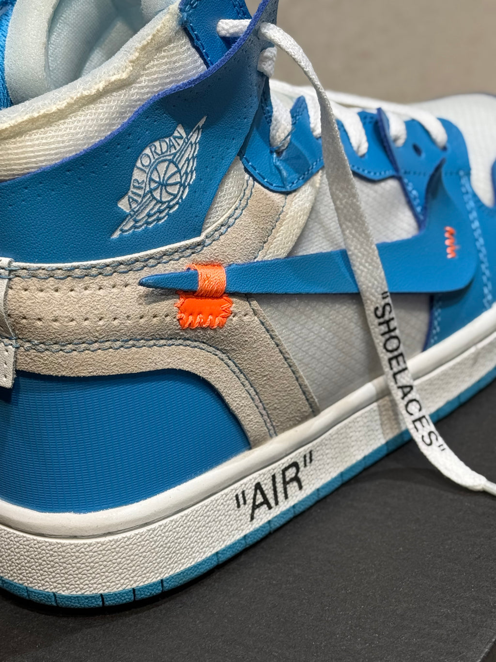 Jordan retro 1 x off withe