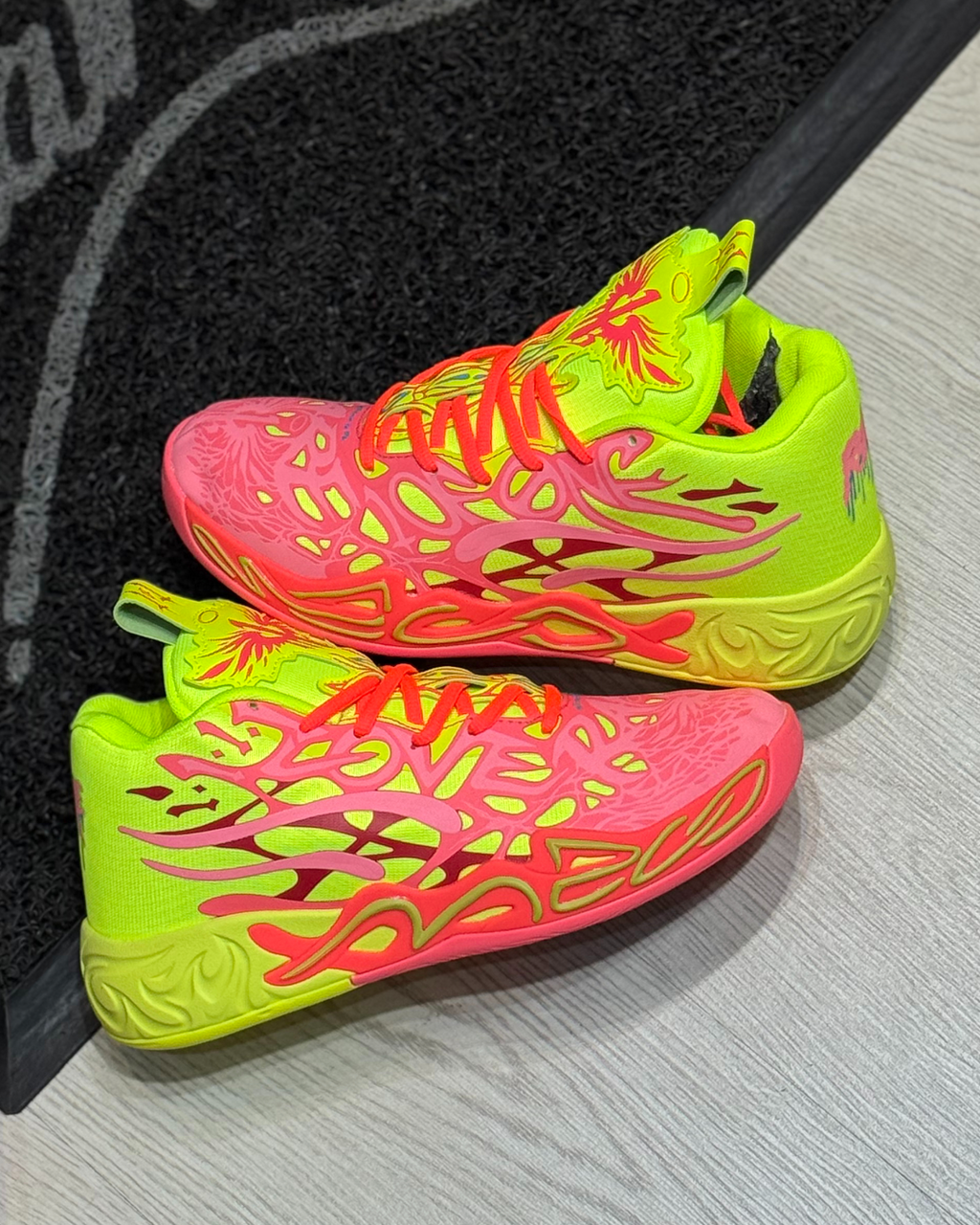 Puma Lamelo 1love