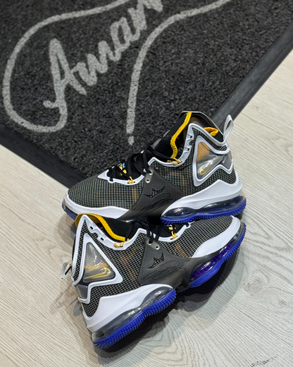 Nike lebron 19